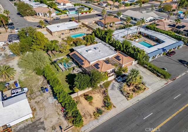 Photo 21 of Single family home for sale at 1820 E Racquet Clb, Palm Springs, CA 92262 | MLS# GD26200481 | Listing updated on 2026-09-20