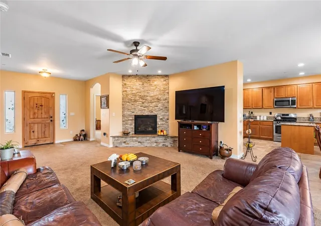 Photo 3 of Single family home for sale at 20000 Bald Mountain, Tehachapi, CA 93561 | MLS# OC26200508 | Listing updated on 2026-09-15