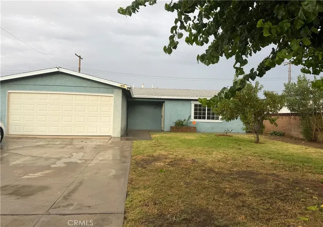 Photo 2 of Single family home for sale at 39554 Armfield Ave, Palmdale, CA 93551 | MLS# DW26197594 | Listing updated on 2026-09-14
