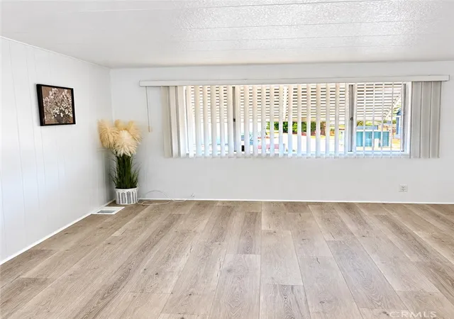 Photo 4 of Manufactured home for sale at 12220 5th Street #202, Yucaipa, CA 92399 | MLS# IG26200360 | Listing updated on 2026-09-14