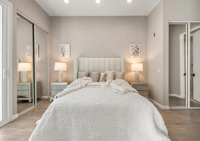 Photo 3 of Condo for sale at 5151 Balboa #303, Encino, CA 91316 | MLS# SR26200653 | Listing updated on 2026-09-15