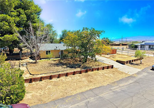 Photo 2 of Single family home for sale at 38510 159th East, Palmdale, CA 93591 | MLS# SR26199987 | Listing updated on 2026-09-28