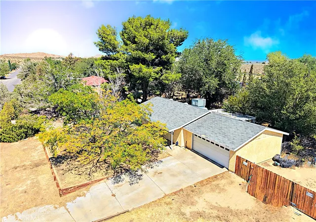 Photo 3 of Single family home for sale at 38510 159th East, Palmdale, CA 93591 | MLS# SR26199987 | Listing updated on 2026-09-28