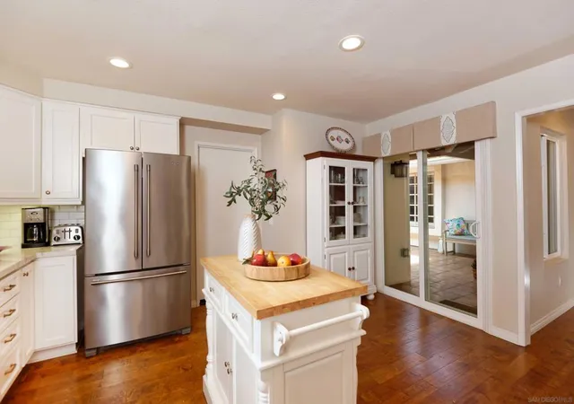 Photo 4 of Condo for sale at 117 Guanajuato Ct, Solana Beach, CA 92075 | MLS# 260022460SD | Listing updated on 2026-09-15