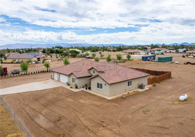 Photo 2 of Single family home for sale at 10215 Nielson, Oak Hills, CA 92344 | MLS# HD26195624 | Listing updated on 2026-09-15