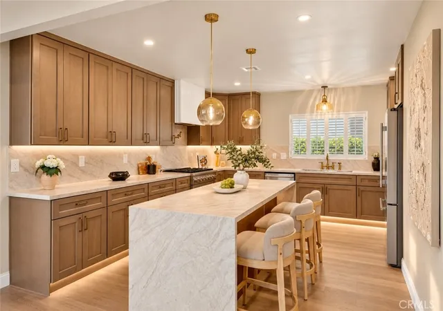 Photo 4 of Single family home for sale at 1744 S Genesee Ave, Los Angeles, CA 90019 | MLS# PW26200529 | Listing updated on 2026-09-15