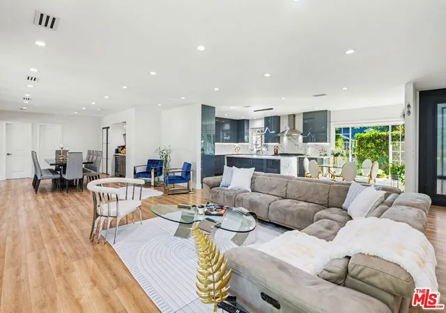 Photo 3 of Single family home for sale at 17409 Kinzie St, Northridge, CA 91325 | MLS# 26987883 | Listing updated on 2026-09-30