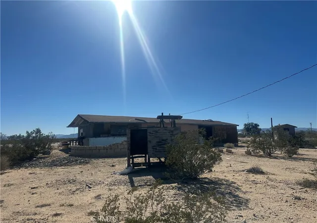 Photo 4 of House for sale at 167 Bluegrass Ave, Twentynine Palms, CA 92277 | MLS# JT26200759 | Listing updated on 2026-09-14