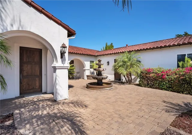 Photo 3 of Single family home for sale at 925 Valley, Vista, CA 92084 | MLS# ND26200762 | Listing updated on 2026-09-15