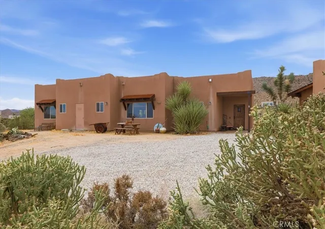 Photo 2 of Single family home for sale at 61365 Onaga, Joshua Tree, CA 92252 | MLS# JT26200177 | Listing updated on 2026-09-15