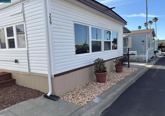 Photo 1 of Sale Pending at 16401 San Pablo Ave, San Pablo, CA 94806 | MLS# 41148183 | Listing updated on 2026-09-16