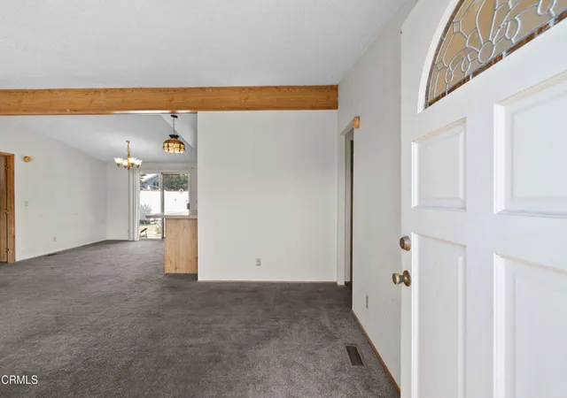 Photo 3 of Single family home for sale at 975 W Telegraph Rd #122, Santa Paula, CA 93060 | MLS# V1-38720 | Listing updated on 2026-09-15