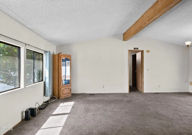 Photo 3 of Single family home for sale at 975 W Telegraph Rd #122, Santa Paula, CA 93060 | MLS# V1-38720 | Listing updated on 2026-09-15