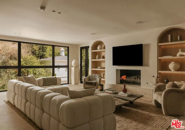 Photo 2 of Single family home for sale at 1417 Bluebird Ave, Los Angeles, CA 90069 | MLS# 26987947 | Listing updated on 2026-09-14
