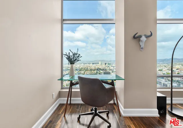 Photo 3 of Condo for sale at 900 W Olympic Blvd #40D, Los Angeles, CA 90015 | MLS# 26987955 | Listing updated on 2026-09-14