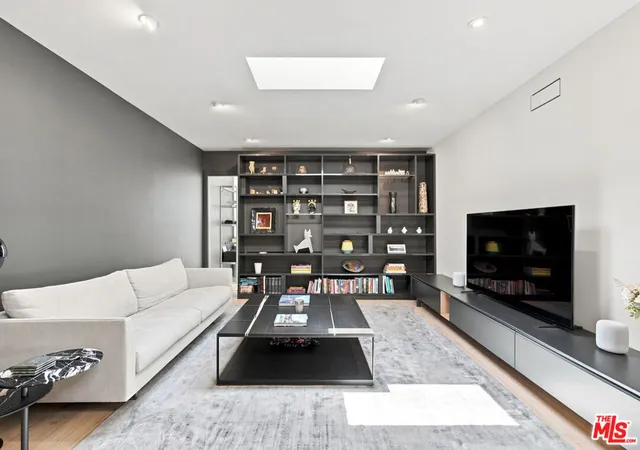 Photo 3 of Single family home for sale at 8836 Hollywood Blvd, Los Angeles, CA 90069 | MLS# 26987721 | Listing updated on 2026-09-15