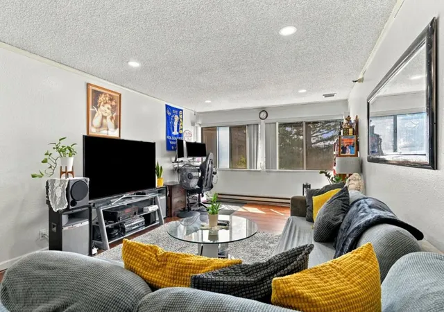 Photo 2 of Condo for sale at 240 N Bayshore Blvd #307, San Mateo, CA 94401 | MLS# ML82061160 | Listing updated on 2026-09-15