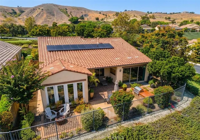 Photo 2 of Single family home for sale at 2 Palomino, Rancho Mission Viejo, CA 92694 | MLS# OC26200128 | Listing updated on 2026-10-03