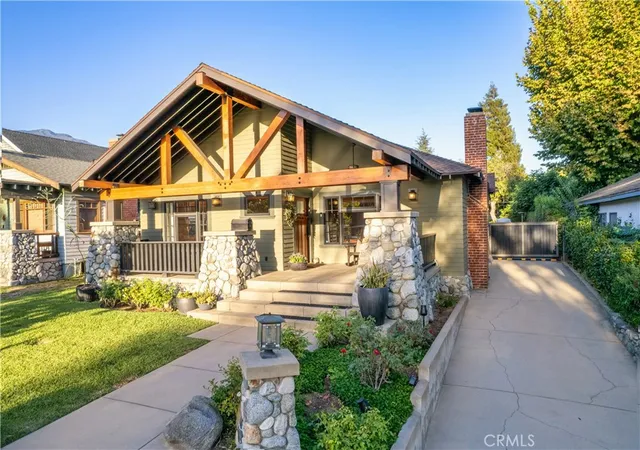 Photo 2 of Single family home for sale at 132 N Sunset, Monrovia, CA 91016 | MLS# AR26192676 | Listing updated on 2026-10-03
