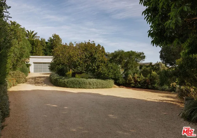 Photo 1 of Single family home for sale at 6000 Philip Ave, Malibu, CA 90265 | MLS# 26987935 | Listing updated on 2026-10-04