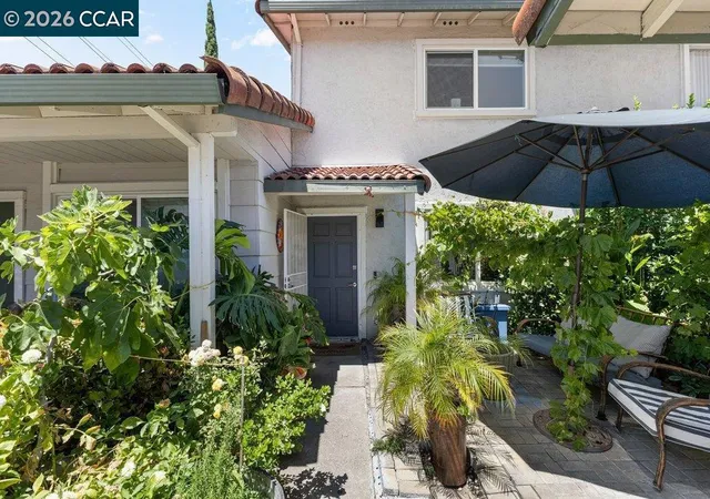 Photo 2 of Sale Pending at 4308 Saint Charles Pl, Concord, CA 94521 | MLS# 41148192 | Listing updated on 2026-09-21