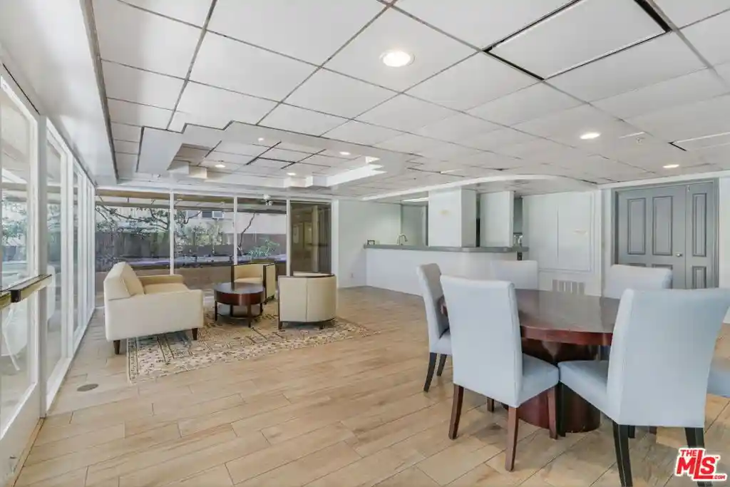 Listing Photo 35 - Condo for sale in 211 California Ave located at 211 California Ave, Santa Monica, CA 90403 - Unit #501
