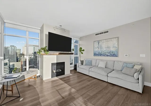 Photo 3 of Condo for sale at 1199 Pacific Hwy #2802, San Diego, CA 92101 | MLS# 260022476SD | Listing updated on 2026-09-15