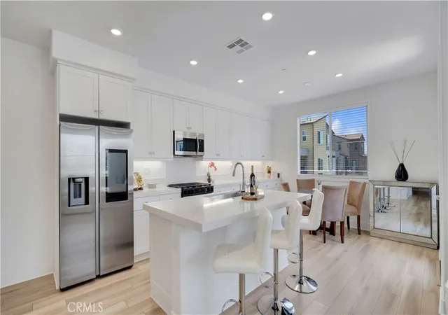 Photo 3 of Condo for sale at 510 Bluegrass Way, Ladera Ranch, CA 92694 | MLS# OC26179629 | Listing updated on 2026-10-07