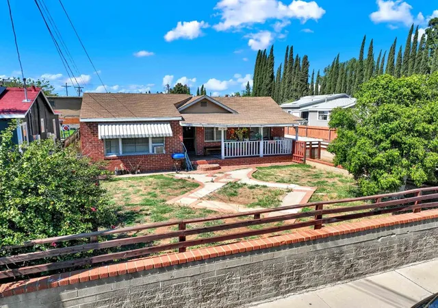 Photo 4 of House for sale at 1336 Peach Ave, El Cajon, CA 92021 | MLS# PTP2606945 | Listing updated on 2026-09-14