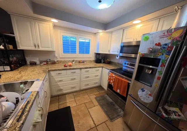 Photo 2 of Condo for sale at 289 Stege Coach Rd, Oceanside, CA 92057 | MLS# PTP2606947 | Listing updated on 2026-09-15