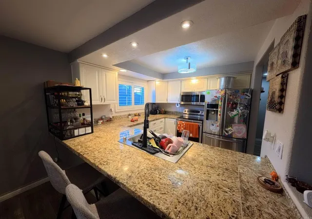 Photo 3 of Condo for sale at 289 Stege Coach Rd, Oceanside, CA 92057 | MLS# PTP2606947 | Listing updated on 2026-09-15