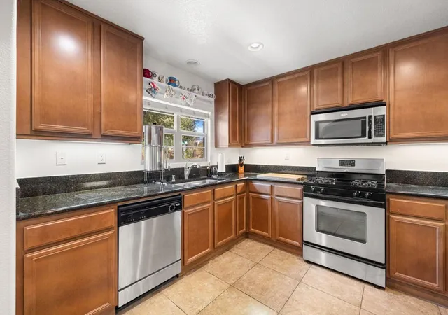 Photo 4 of Condo for sale at 124 Paseo Bravo, Palm Desert, CA 92211 | MLS# 219152696PS | Listing updated on 2026-09-15