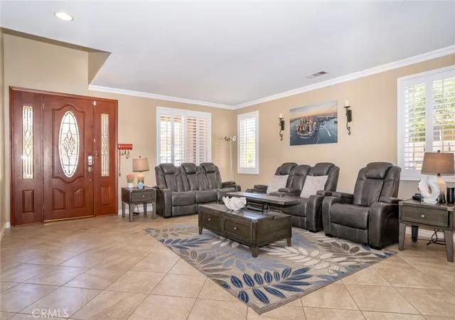 Photo 2 of Sale Pending at 1861 Hideaway Pl, Palmdale, CA 93551 | MLS# SR26200922 | Listing updated on 2026-09-15