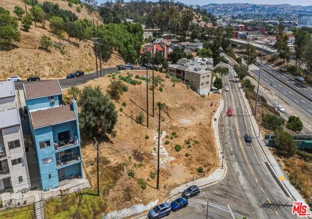 Photo 4 of Land for sale at 702 Lookout Dr, Los Angeles, CA 90012 | MLS# 26987925 | Listing updated on 2026-09-14