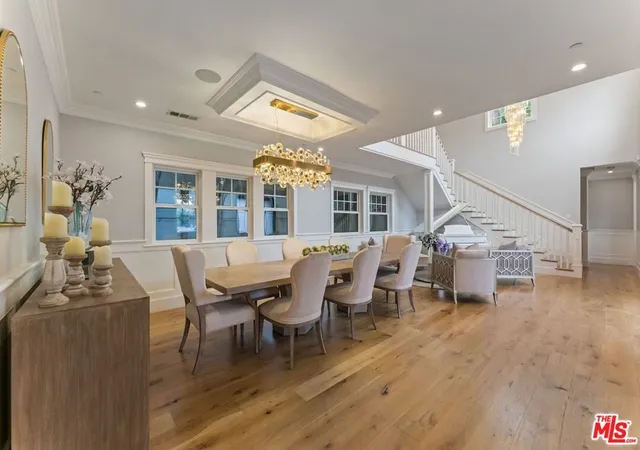 Photo 4 of Single family home for sale at 5523 Longridge Ave, Sherman Oaks, CA 91401 | MLS# 26986863 | Listing updated on 2026-09-14