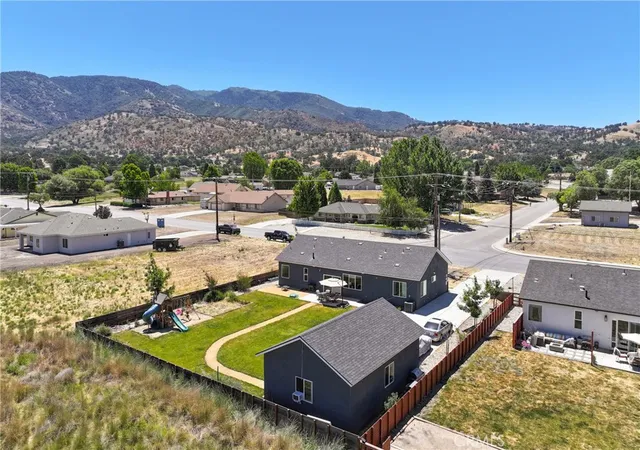 Photo 33 of Single family home for sale at 28301 Stallion Springs Dr, Tehachapi, CA 93561 | MLS# SR26200905 | Listing updated on 2026-09-15