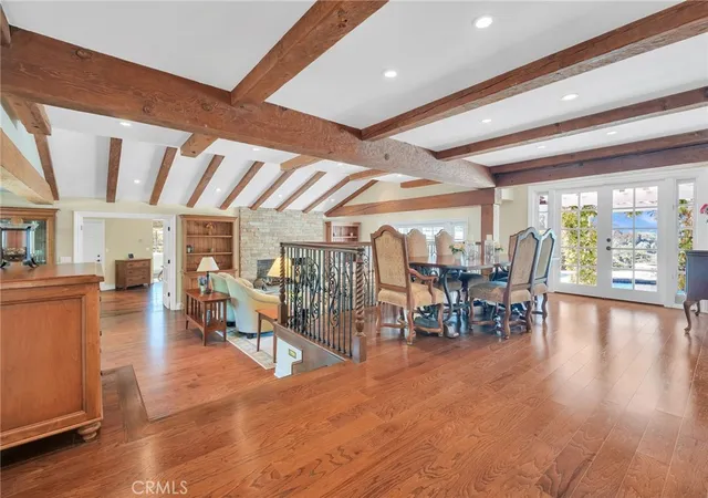 Photo 3 of Single family home for sale at 6 Caballeros, Rolling Hills, CA 90274 | MLS# PV26199644 | Listing updated on 2026-10-01