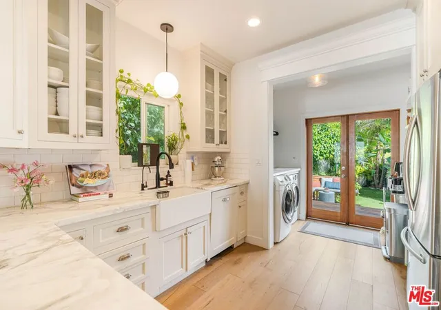Photo 2 of Single family home for sale at 416 Brooks Ave, Venice, CA 90291 | MLS# 26988083 | Listing updated on 2026-10-01