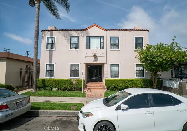 Photo 3 of Multi family home for sale at 1035 Lime Ave, Long Beach, CA 90813 | MLS# OC26200969 | Listing updated on 2026-09-14