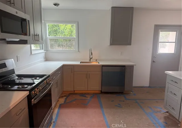 Photo 3 of Single family home for sale at 6016 Wilkinson, North Hollywood, CA 91606 | MLS# SR26196845 | Listing updated on 2026-10-01