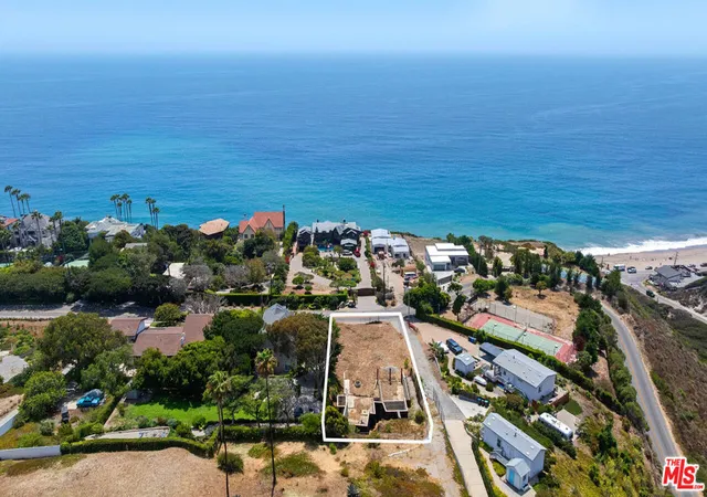 Photo 2 of Land for sale at 7006 Birdview Ave, Malibu, CA 90265 | MLS# 26988059 | Listing updated on 2026-09-22