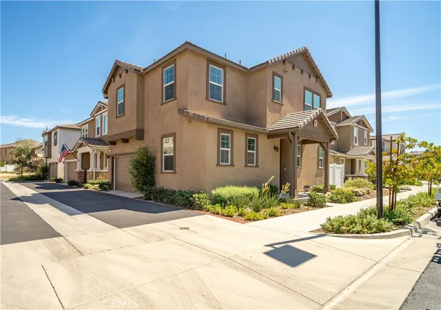 Photo 2 of Single family home for sale at 40706 Melrose, Temecula, CA 92591 | MLS# CV26200936 | Listing updated on 2026-10-04