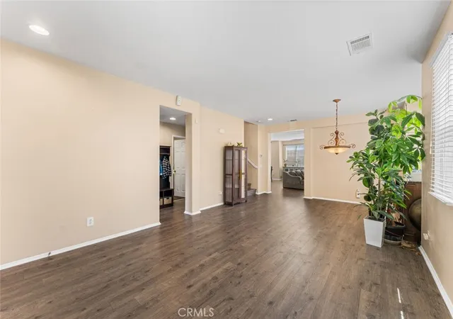 Photo 4 of Single family home for sale at 1234 Wellington Dr, Palmdale, CA 93551 | MLS# SR26200870 | Listing updated on 2026-09-15