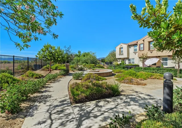 Townhouse for sale at 40410 Calle Real, Murrieta, CA 92563 | MLS# SW26201029