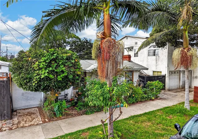 Photo 2 of Multi family home for sale at 1870 W 37th Place, Los Angeles, CA 90018 | MLS# DW26200992 | Listing updated on 2026-09-18