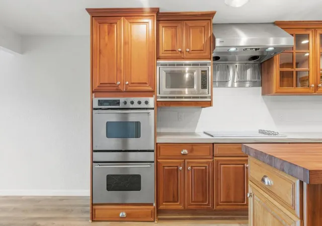 Listing Photo 5 - Condo for sale in building located at 250 Forest Ridge Rd, Monterey, CA 93940 - Unit #42