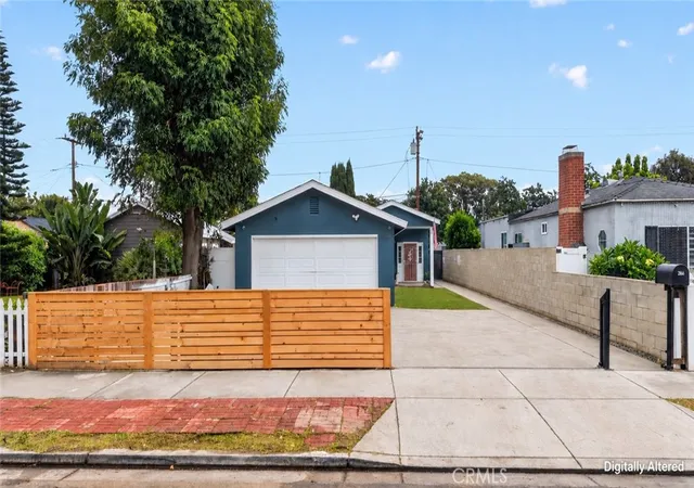 Photo 1 of Single family home for sale at 2166 Fashion, Long Beach, CA 90810 | MLS# PW26200869 | Listing updated on 2026-10-04