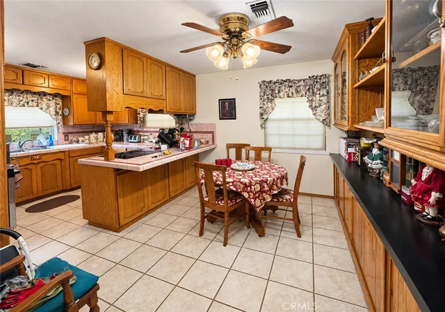 Photo 4 of Single family home for sale at 450 Oakvale, Oroville, CA 95966 | MLS# SN26200636 | Listing updated on 2026-09-15