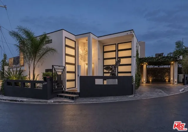 Photo 3 of Single family home for sale at 8380 Hollywood Blvd, Los Angeles, CA 90069 | MLS# 26987981 | Listing updated on 2026-09-14