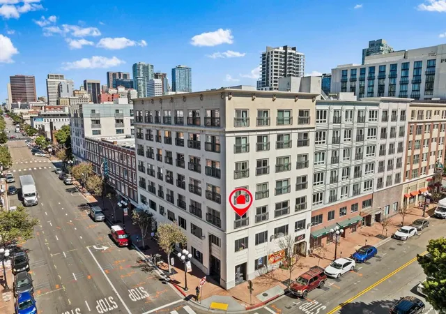 Photo 3 of Condo for sale at 450 J St #3251, San Diego, CA 92101 | MLS# 260022497SD | Listing updated on 2026-09-14